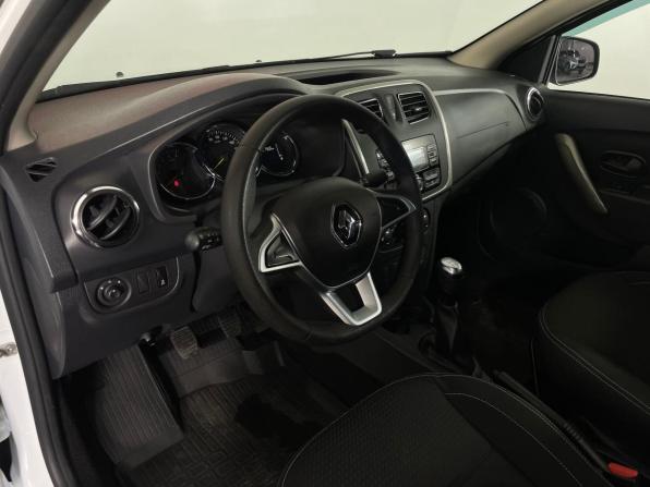 Renault Logan II Рестайлинг с пробегом 2022 года, цена 949 000 рублей, 132750 км, седан, Автокод Объявления