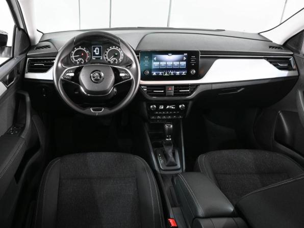 Skoda Rapid II с пробегом 2020 года, цена 1 729 000 рублей, 71641 км, лифтбек, Автокод Объявления