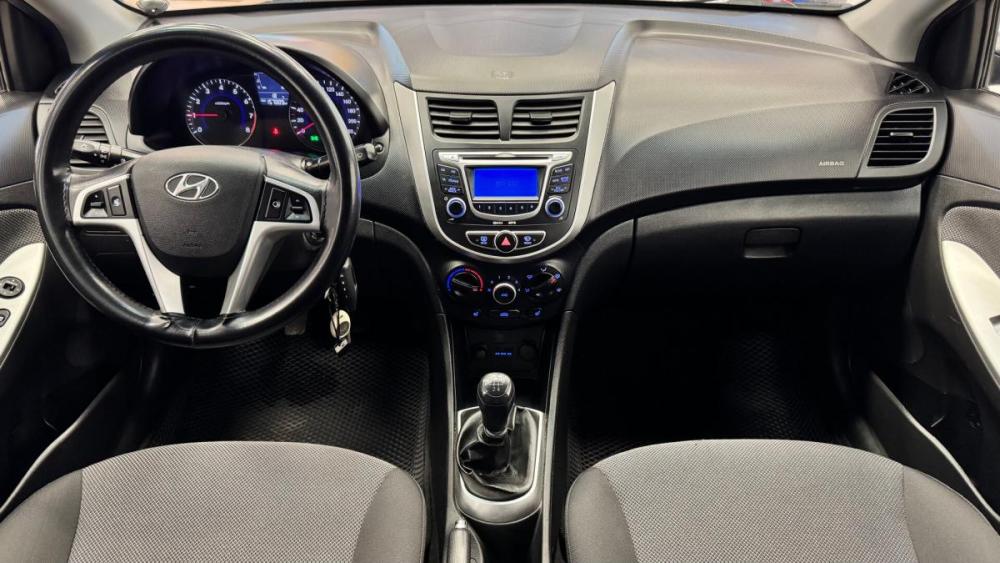 Hyundai Solaris I Киров  - изображение 10