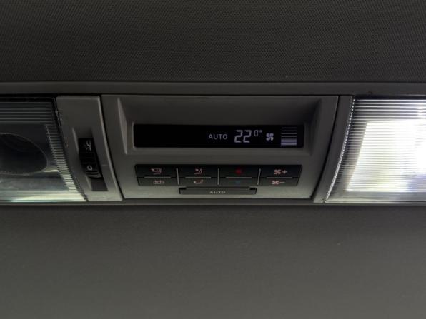 Volkswagen Caravelle T5 Рестайлинг с пробегом 2014 года, цена 1 990 000 рублей, 228538 км, минивэн, Автокод Объявления