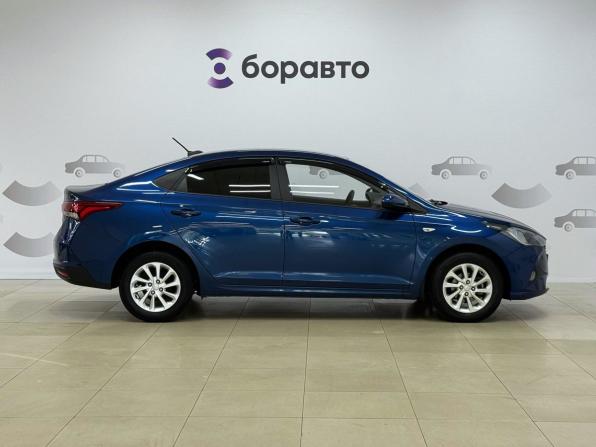 Hyundai Solaris II Рестайлинг с пробегом 2022 года, цена 1 630 000 рублей, 83888 км, седан, Автокод Объявления