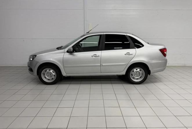 Lada (ВАЗ) Granta I Рестайлинг с пробегом 2024 года, цена 900 000 рублей, 41000 км, седан, Автокод Объявления