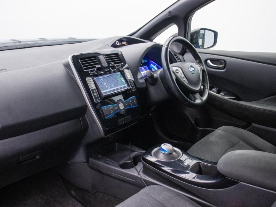 Nissan Leaf I (ZE0/AZE0) Москва  - изображение 10