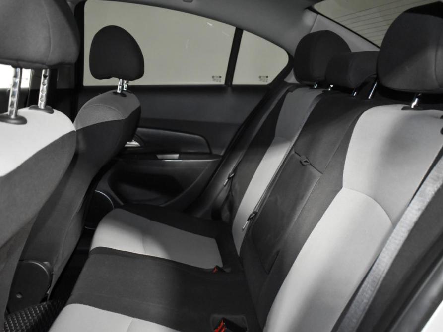 Chevrolet Cruze I Санкт-Петербург  - изображение 13