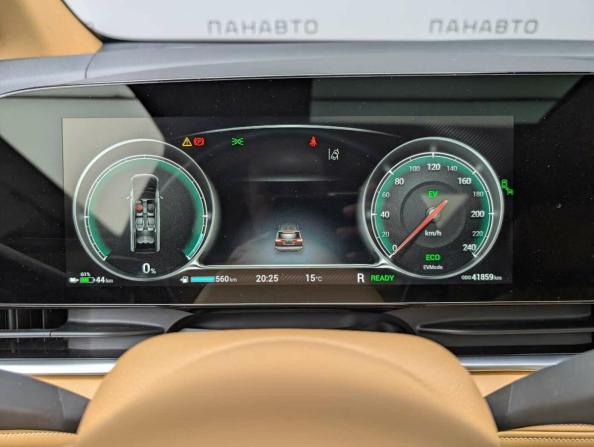 Voyah Dream I с пробегом 2023 года, цена 5 655 000 рублей, 41857 км, минивэн, Автокод Объявления