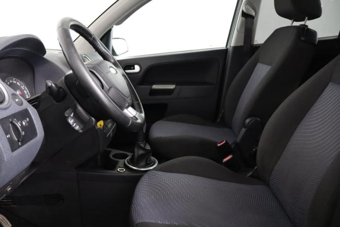 Ford Fusion I Рестайлинг с пробегом 2008 года, цена 379 000 рублей, 206000 км, хэтчбек, Автокод Объявления