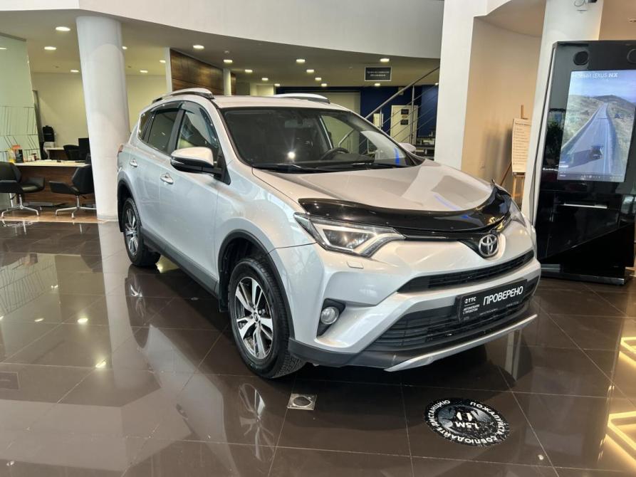 Toyota RAV4 IV (XA40) Рестайлинг Казань  - изображение 3