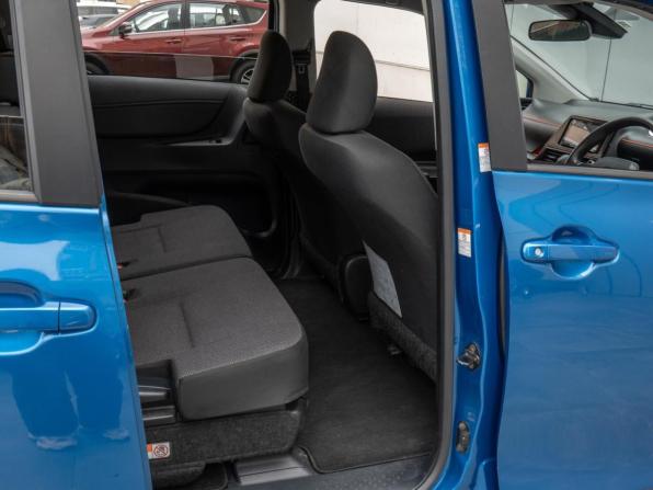 Toyota Sienta II Рестайлинг с пробегом 2019 года, цена 1 430 000 рублей, 98319 км, компактвэн, Автокод Объявления