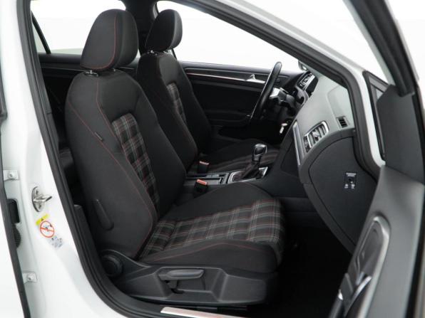 Volkswagen Golf GTI VII Рестайлинг с пробегом 2020 года, цена 2 945 055 рублей, 143139 км, хэтчбек, Автокод Объявления