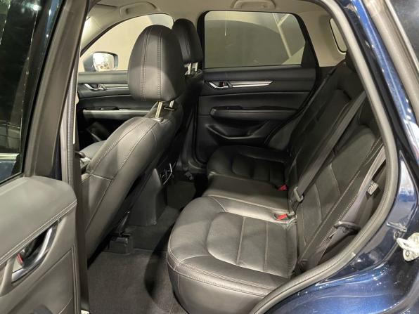 Mazda CX-5 II с пробегом 2017 года, цена 2 548 000 рублей, 102815 км, внедорожник, Автокод Объявления