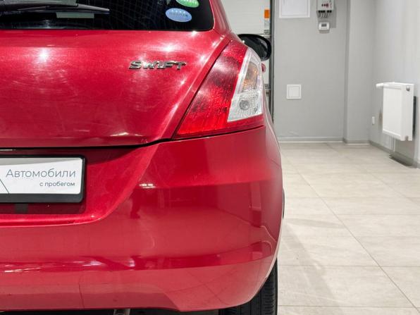 Suzuki Swift IV Рестайлинг с пробегом 2015 года, цена 824 929 рублей, 174914 км, хэтчбек, Автокод Объявления