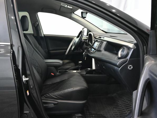 Toyota RAV4 IV (XA40) с пробегом 2015 года, цена 1 910 000 рублей, 253823 км, внедорожник, Автокод Объявления