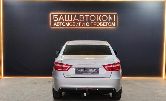 Lada (ВАЗ) Vesta I с пробегом 2019 года, цена 799 000 рублей, 122680 км, седан, Автокод Объявления