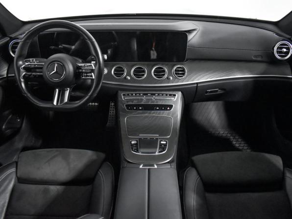 Mercedes-Benz E-Класс V (W213 S213 C238) Рестайлинг с пробегом 2021 года, цена 4 935 000 рублей, 36016 км, седан, Автокод Объявления