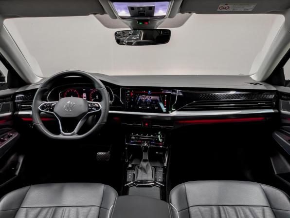 Volkswagen Passat B8 Рестайлинг с пробегом 2023 года, цена 3 450 000 рублей, 27903 км, седан, Автокод Объявления