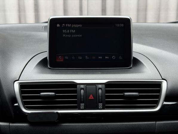 Mazda 3 III (BM) с пробегом 2014 года, цена 1 349 000 рублей, 140889 км, седан, Автокод Объявления