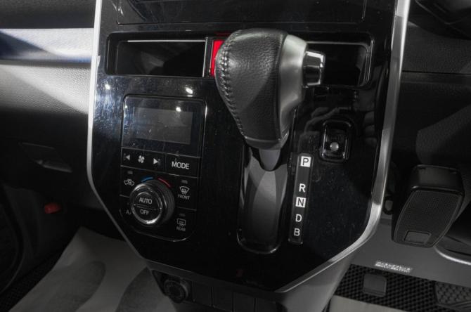 Toyota Tank I с пробегом 2018 года, цена 949 000 рублей, 82500 км, микровэн, Автокод Объявления