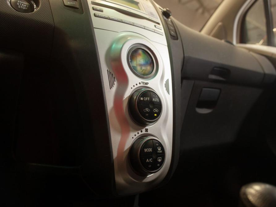 Toyota Yaris II Иваново  - изображение 28