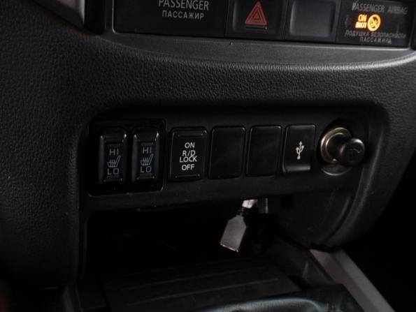 Mitsubishi L200 V с пробегом 2015 года, цена 1 749 000 рублей, 272623 км, offers.body_type.unknown, Автокод Объявления