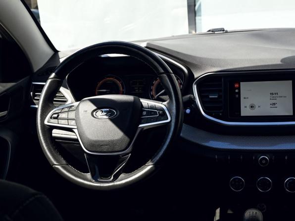 Lada (ВАЗ) Vesta I Рестайлинг (NG) с пробегом 2023 года, цена 1 165 000 рублей, 74265 км, седан, Автокод Объявления