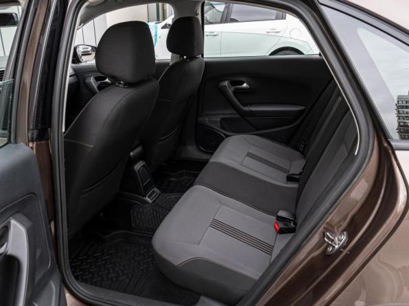 Volkswagen Polo V Рестайлинг с пробегом 2016 года, цена 1 190 000 рублей, 172716 км, седан, Автокод Объявления
