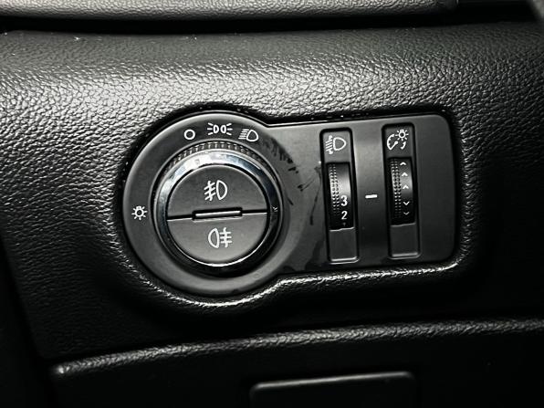 Opel Astra J Рестайлинг с пробегом 2014 года, цена 900 000 рублей, 167700 км, хэтчбек, Автокод Объявления