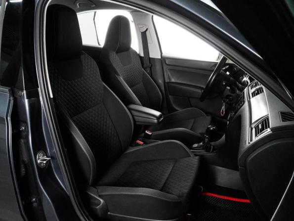 Skoda Rapid I с пробегом 2016 года, цена 1 284 000 рублей, 112534 км, лифтбек, Автокод Объявления