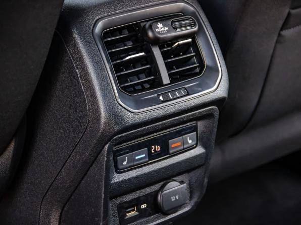 Volkswagen Tiguan II с пробегом 2020 года, цена 2 549 000 рублей, 120647 км, внедорожник, Автокод Объявления