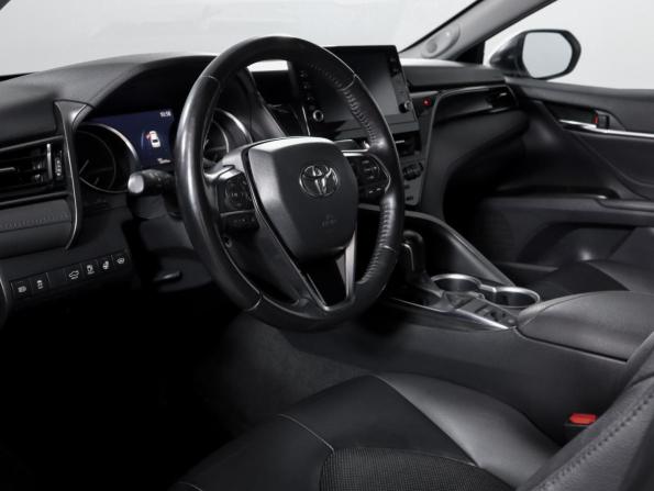 Toyota Camry VIII (XV70) Рестайлинг с пробегом 2021 года, цена 3 100 000 рублей, 125974 км, седан, Автокод Объявления