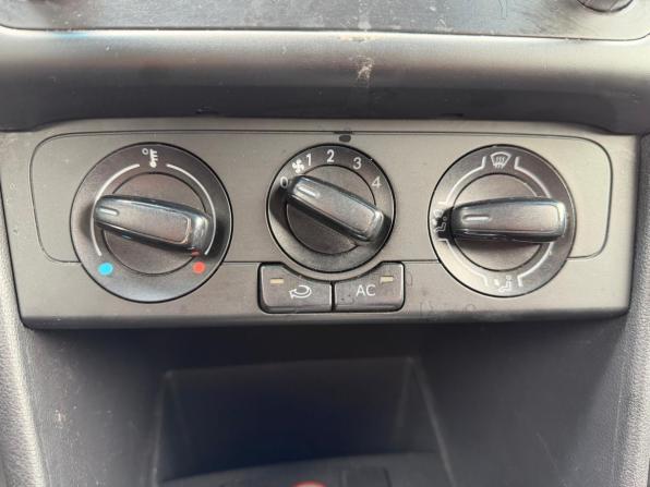 Volkswagen Polo V с пробегом 2012 года, цена 925 000 рублей, 199134 км, седан, Автокод Объявления