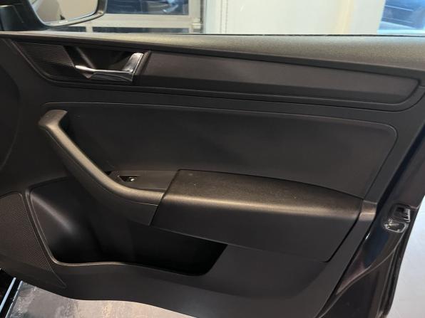 Skoda Rapid II с пробегом 2021 года, цена 1 315 000 рублей, 81135 км, лифтбек, Автокод Объявления