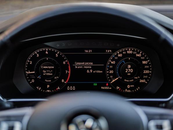 Volkswagen Tiguan II с пробегом 2017 года, цена 1 990 000 рублей, 96479 км, внедорожник, Автокод Объявления