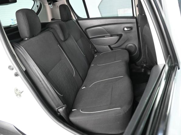 Renault Sandero II Рестайлинг с пробегом 2019 года, цена 1 215 000 рублей, 58272 км, хэтчбек, Автокод Объявления