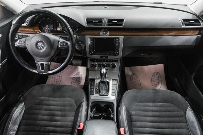 Volkswagen Passat B7 с пробегом 2012 года, цена 1 469 000 рублей, 203300 км, седан, Автокод Объявления