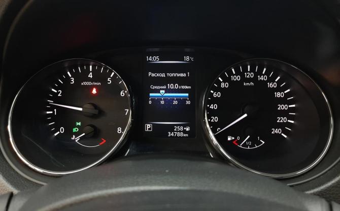 Nissan Qashqai II с пробегом 2017 года, цена 1 859 000 рублей, 34788 км, внедорожник, Автокод Объявления