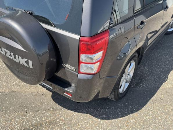 Suzuki Grand Vitara II Рестайлинг с пробегом 2010 года, цена 990 000 рублей, 221000 км, внедорожник, Автокод Объявления