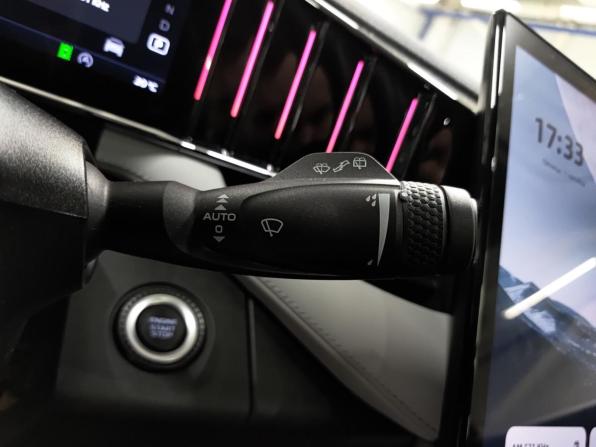 Geely Atlas II с пробегом 2023 года, цена 2 356 000 рублей, 91780 км, внедорожник, Автокод Объявления