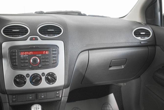 Ford Focus II с пробегом 2007 года, цена 529 000 рублей, 300000 км, седан, Автокод Объявления