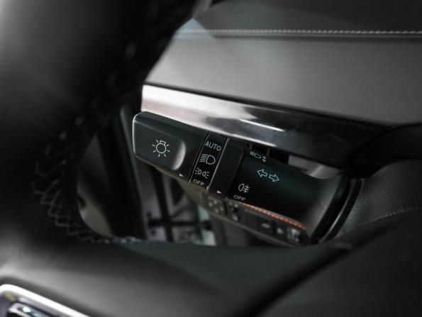Changan UNI-K с пробегом 2023 года, цена 3 579 000 рублей, 5679 км, внедорожник, Автокод Объявления
