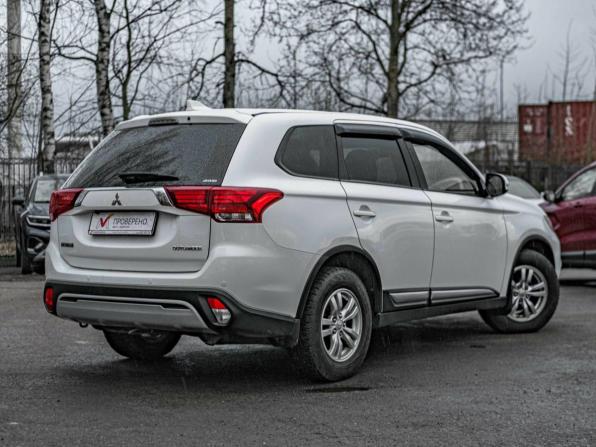 Mitsubishi Outlander III Рестайлинг 3 с пробегом 2019 года, цена 1 875 000 рублей, 149727 км, внедорожник, Автокод Объявления