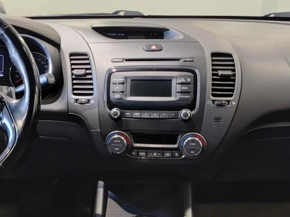 Kia Cerato III Рестайлинг (Classic) с пробегом 2017 года, цена 1 300 000 рублей, 137204 км, седан, Автокод Объявления