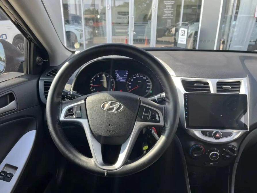 Hyundai Solaris I Воронеж  - изображение 8