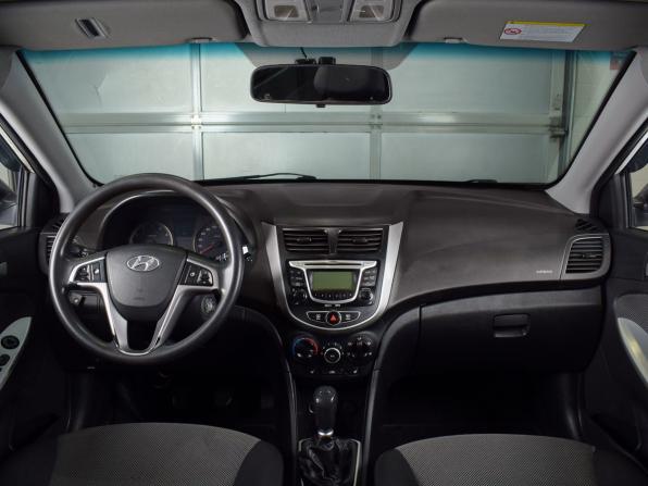 Hyundai Solaris I с пробегом 2014 года, цена 569 995 рублей, 196660 км, хэтчбек, Автокод Объявления