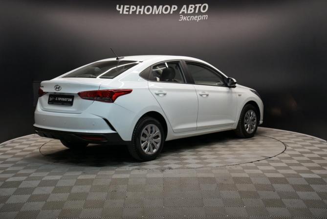 Hyundai Solaris II Рестайлинг с пробегом 2020 года, цена 1 645 000 рублей, 108780 км, седан, Автокод Объявления