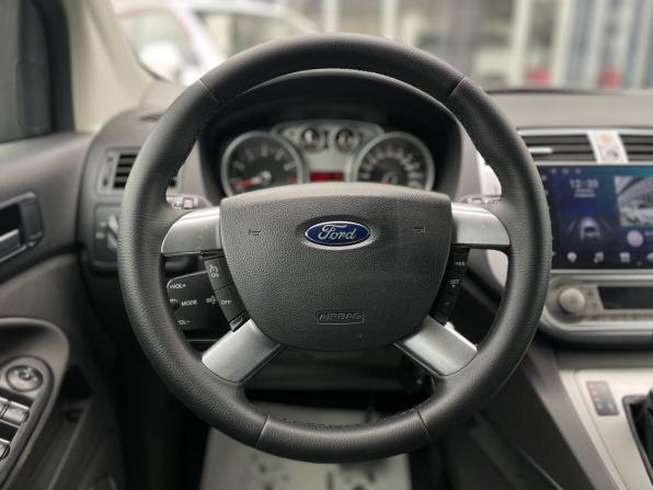 Ford Kuga I с пробегом 2012 года, цена 1 267 000 рублей, 243321 км, внедорожник, Автокод Объявления