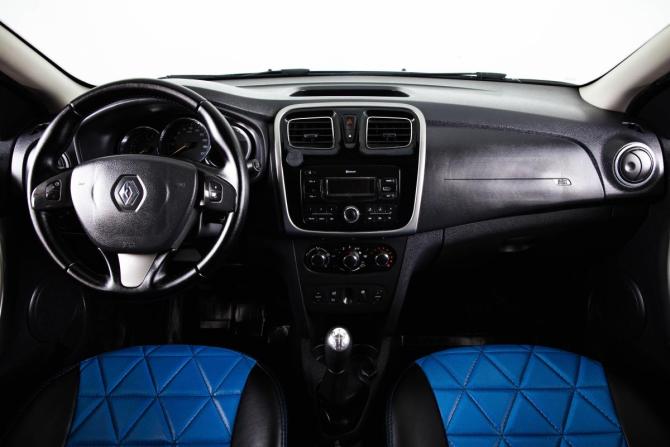 Renault Logan II с пробегом 2018 года, цена 849 000 рублей, 140081 км, седан, Автокод Объявления