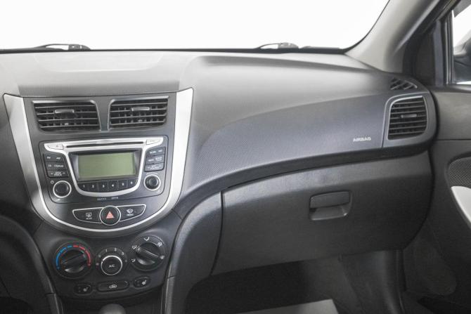 Hyundai Solaris I с пробегом 2013 года, цена 899 000 рублей, 145000 км, седан, Автокод Объявления