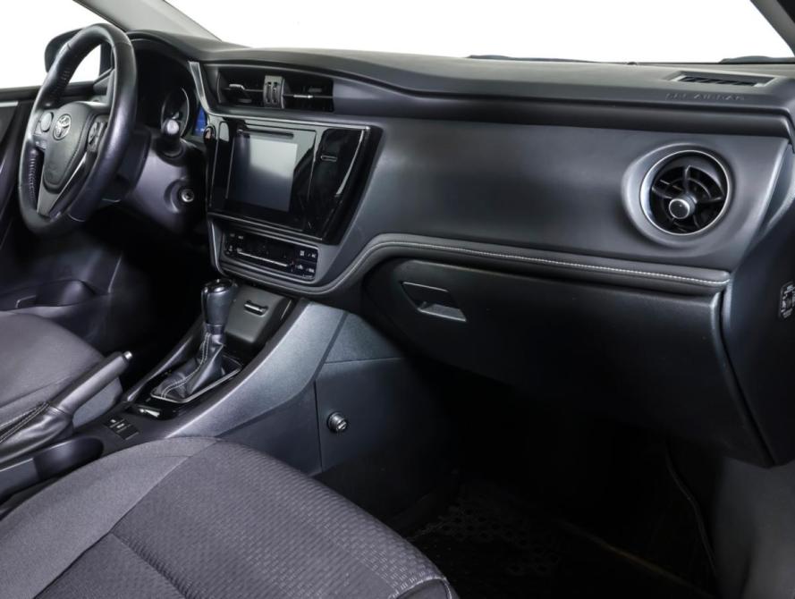 Toyota Corolla XI (E160 E170 E180) Рестайлинг 1 Москва  - изображение 11