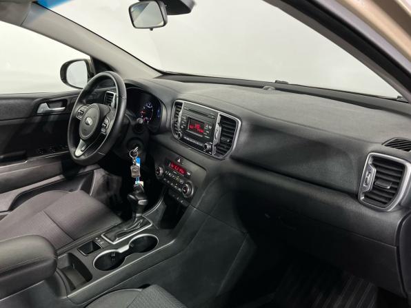 Kia Sportage IV с пробегом 2017 года, цена 2 320 000 рублей, 63929 км, внедорожник, Автокод Объявления