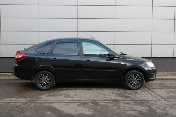 Lada (ВАЗ) Granta I с пробегом 2017 года, цена 599 000 рублей, 104008 км, лифтбек, Автокод Объявления